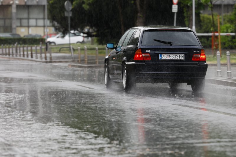 Proljetni pljusak u Zagrebu