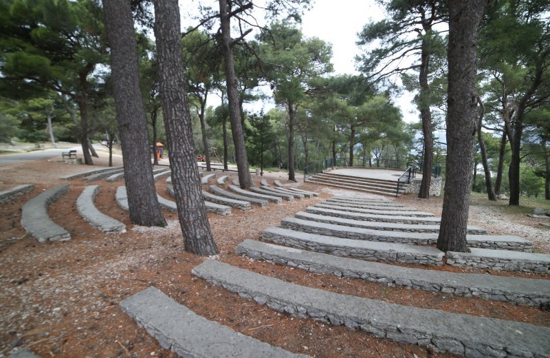 Split: Marjanske klupe i pozornica ove godine na Praznik rada zbog korone potpuno su prazne