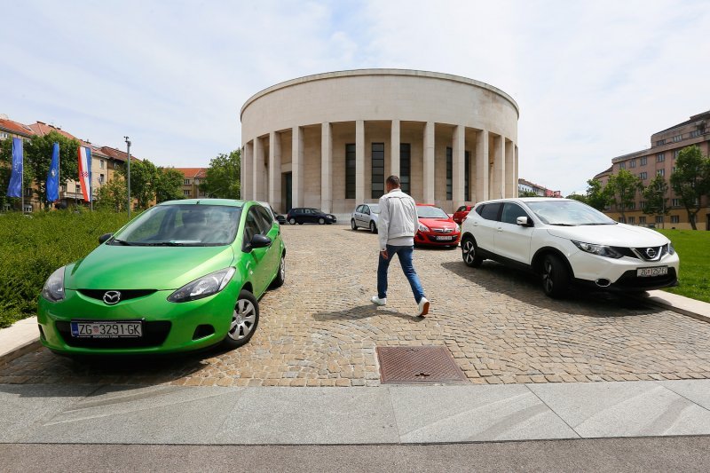 Trg žrtava fašizma