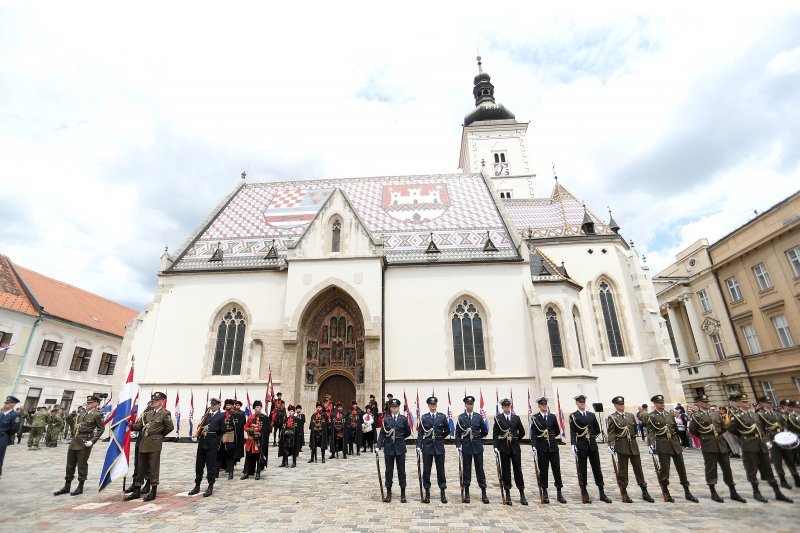 Zagreb: Svečano obilježavanje Dana državnosti na Trgu svetog Marka