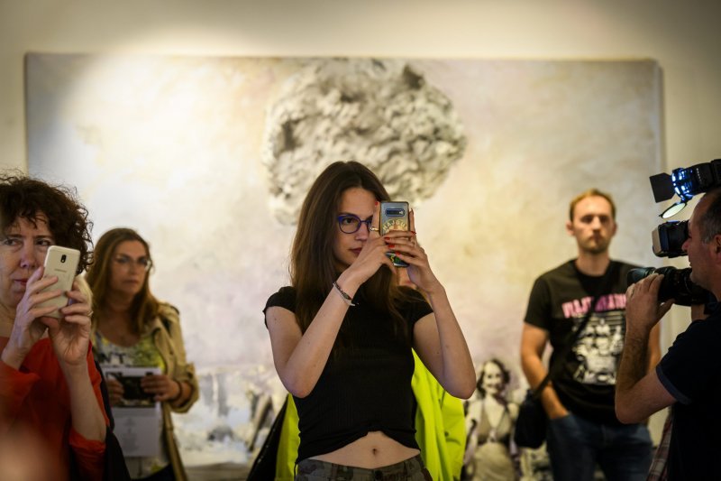 Otvorenje izložbe slikara Bojana Šumonje u Galeriji Sv. Krševan