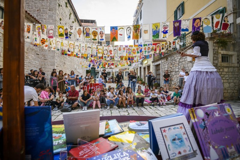 Šibenik: Na Dječjem festivalu održan sajam knjige