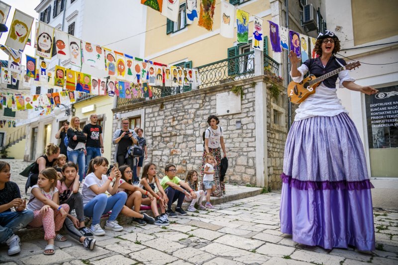 Šibenik: Na Dječjem festivalu održan sajam knjige