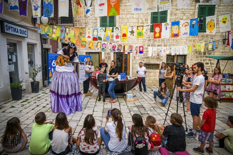 Šibenik: Na Dječjem festivalu održan sajam knjige