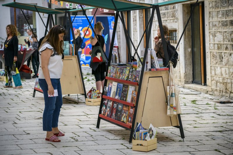 Šibenik: Na Dječjem festivalu održan sajam knjige