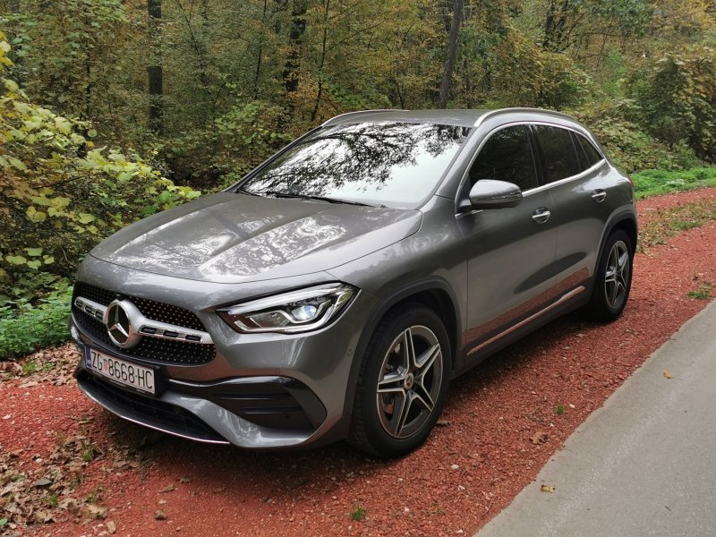 Mercedes-Benz GLA 200 d