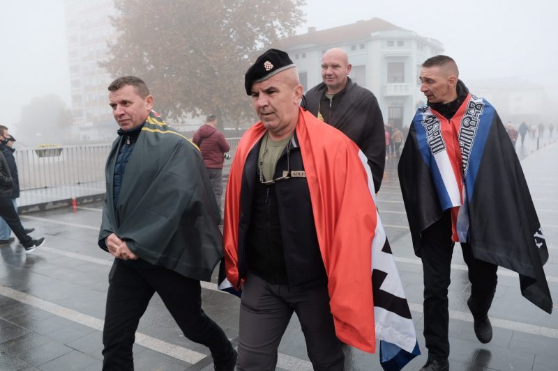 Okupljanje prije početka Kolone sjećanja u Vukovaru