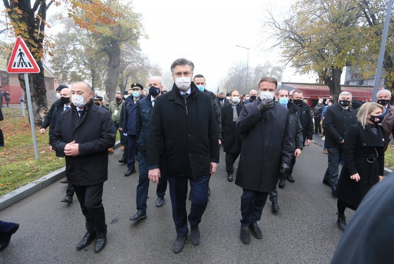 Tomo Medved, Andrej Plenković i Gordan Jandroković u Koloni sjećanja