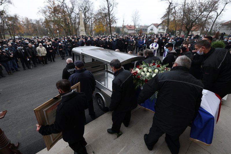 Sprovod Tomislava Merčepa na Mirogoju