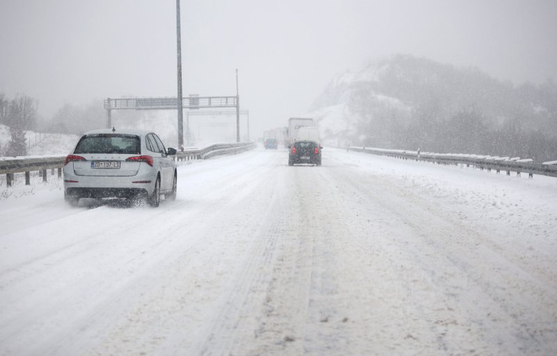 Snijeg na autocesti A1