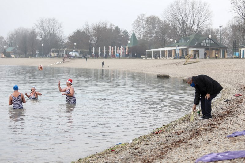 Opatijski Kukali okupali su se na Jarunu