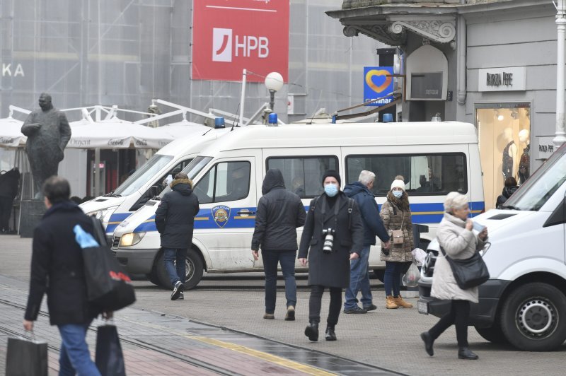 Pojačana policijska kontrola u centru Zagreba na dan uvođenja strožih mjera