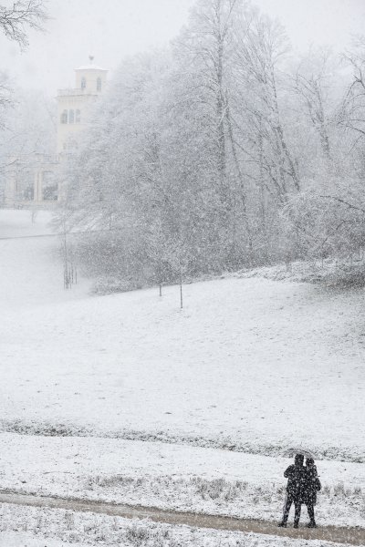 Prvi ovogodišnji snijeg zabijelio je Maksimir