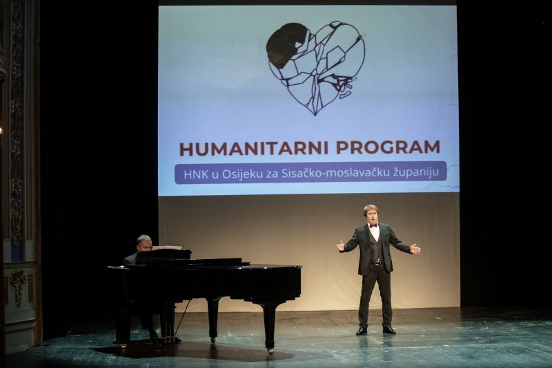 Osječki HNK održao humanitarni koncert za pomoć Sisačko-moslavačkoj županiji