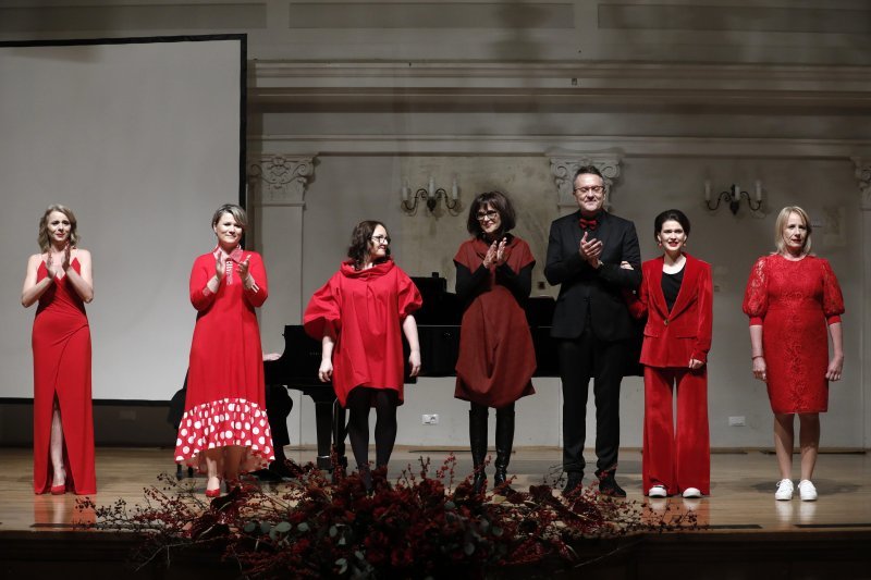 Snježana Link, Ivana Grbac, Ivana Cvetković, Aleksandra Jurić, Tarik Filipović, Marcela Medved, Maja Salamon