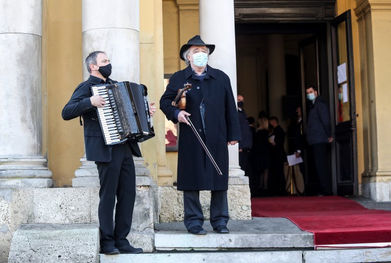 Uzvanici na komemoraciji za Milana Bandića