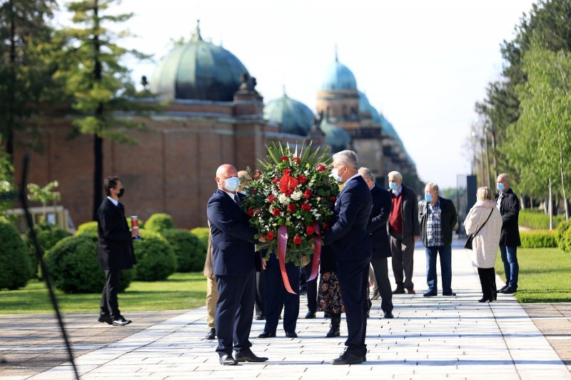 Polaganje vijenaca na Mirogoju povodom Dana oslobođenja Zagreba