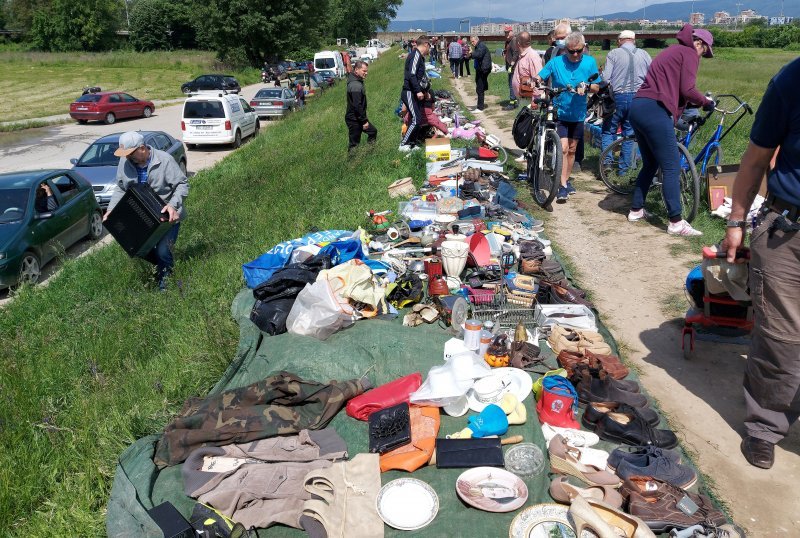 Zagreb: Gužva na Savskom nasipu zbog zatvorenog sajma na Hreliću