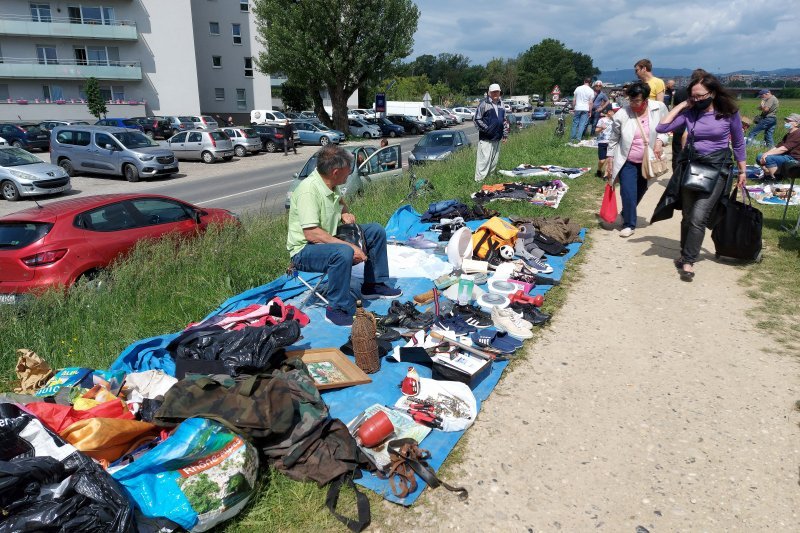 Zagreb: Gužva na Savskom nasipu zbog zatvorenog sajma na Hreliću