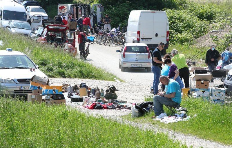 Zagreb: Gužva na Savskom nasipu zbog zatvorenog sajma na Hreliću