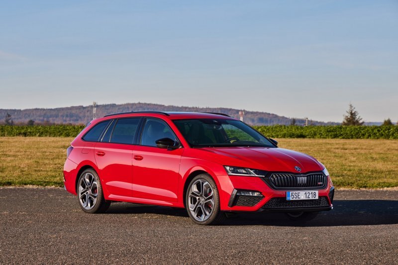 Škoda Octavia Combi slavi 60 godina