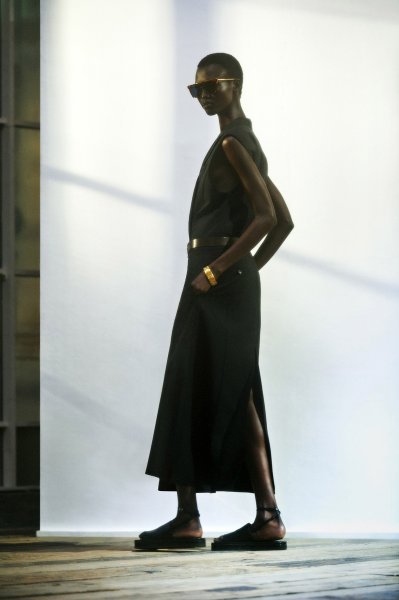 Victoria Beckham Ready to wear SS 2022