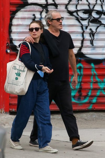 Joaquin Phoenix i Rooney Mara