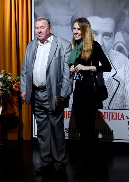 Vladimir Šeks, Karla Ressler