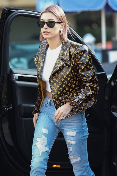 Hailey Bieber