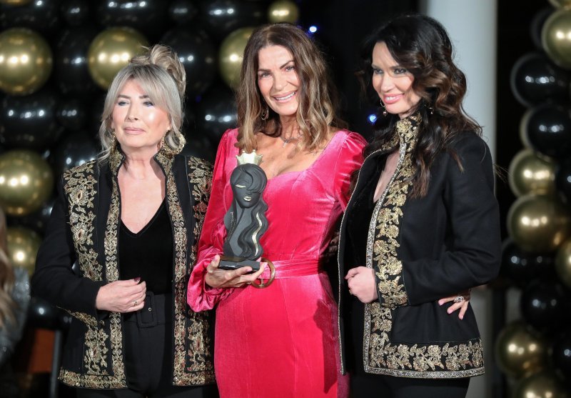 Sanja Bjedov, Ana Sasso, Tamara Roglić