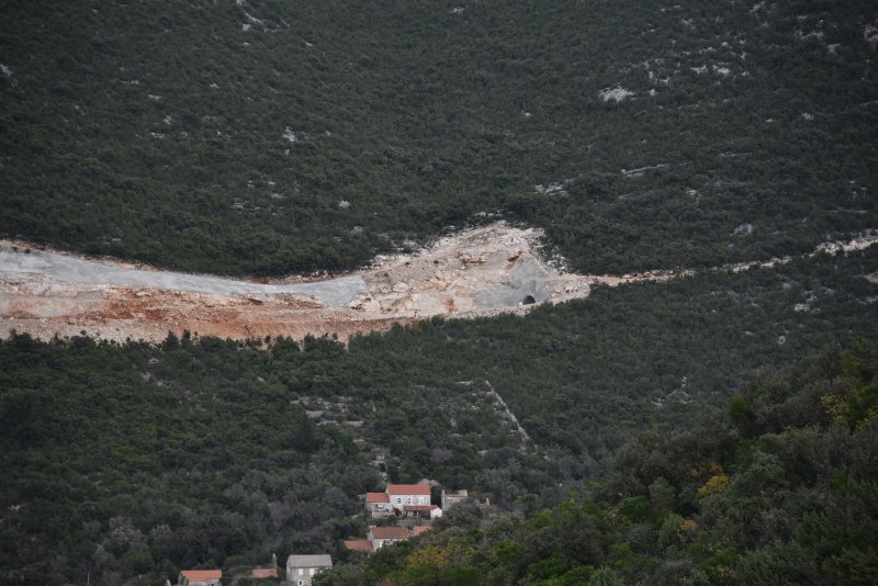 Pristupne ceste za Pelješki most