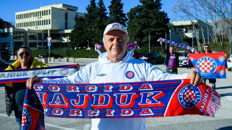 Navijači pred utakmicu Hajduk - Osijek