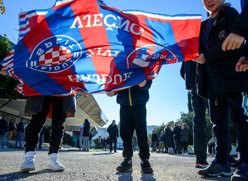 Navijači pred utakmicu Hajduk - Osijek