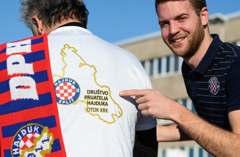 Navijači pred utakmicu Hajduk - Osijek