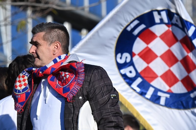 Navijači pred utakmicu Hajduk - Osijek