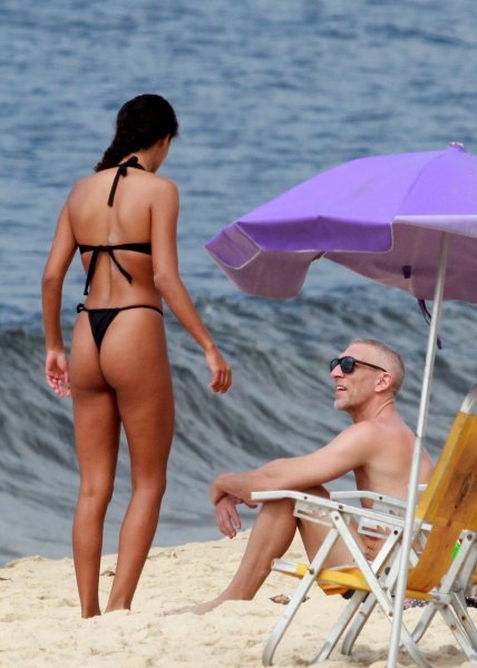 Vincent Cassel i Tina Kunakey