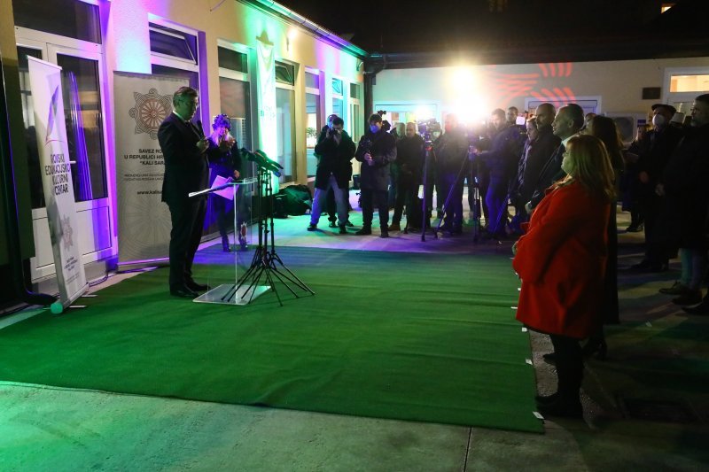 Andrej Plenković na otvorenju Romskog edukacijsko-kulturnog centra