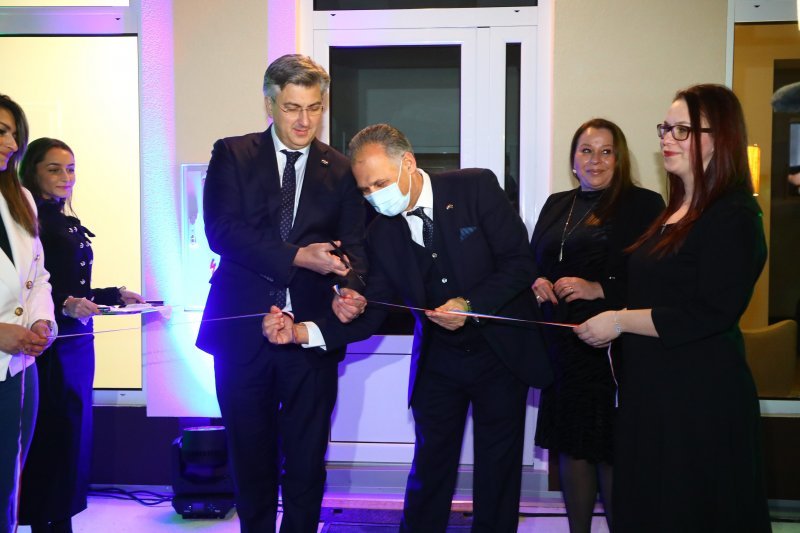 Andrej Plenković na otvorenju Romskog edukacijsko-kulturnog centra