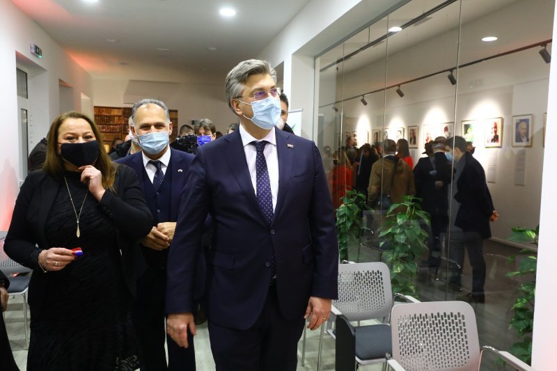 Andrej Plenković na otvorenju Romskog edukacijsko-kulturnog centra