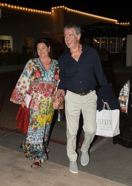 Pierce Brosnan i Keely Shaye Smith