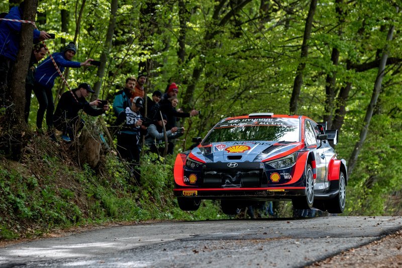 Počeo je WRC Croatia Rally 2022.!