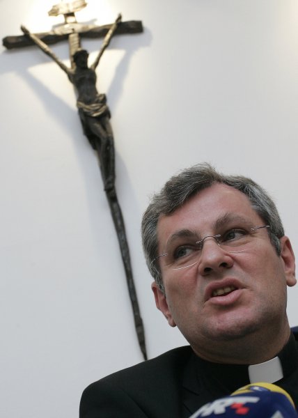 Vlado Košić, sisački biskup, na blagdanskom domjenku 20. prosinca