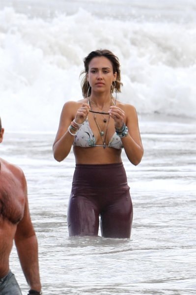 Jessica Alba na Havajima