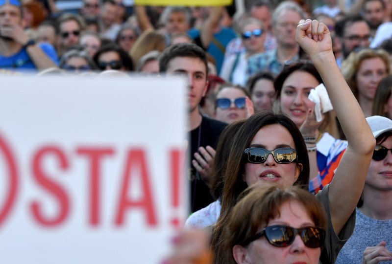 Severina na prosvjedu 'Dosta!' u znak solidarnosti za prekid trudnoće