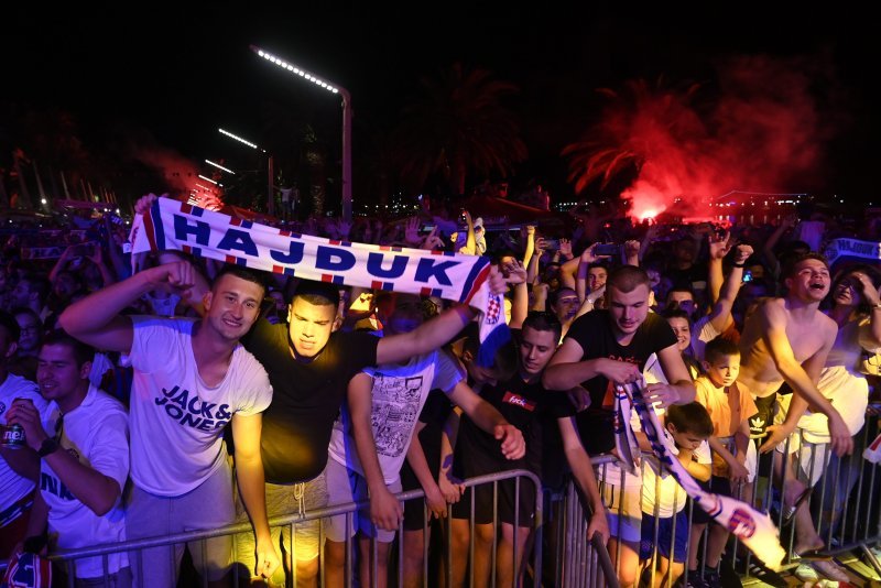 Slavlje na Rivi nakon pobjede Hajduka