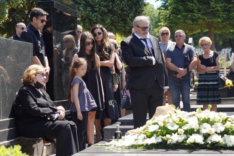 Obitelj i prijatelji obilježili 40 dana od smrti Vidoja Ristovića