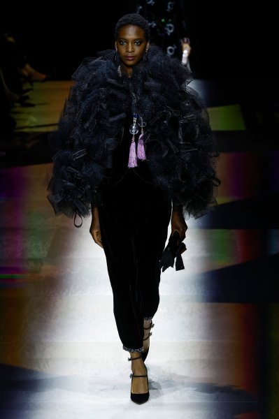 Giorgio Armani Prive Haute Couture FW22