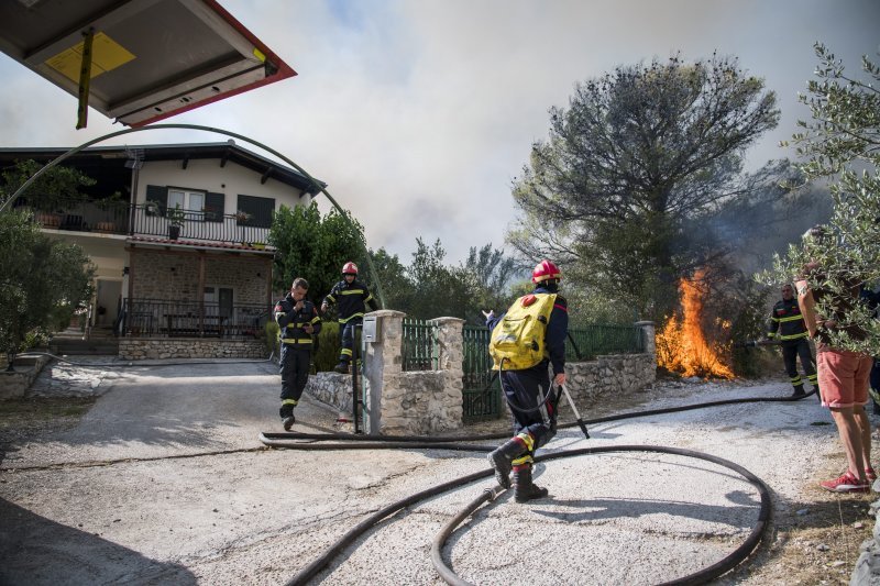 Požar kod Zatona