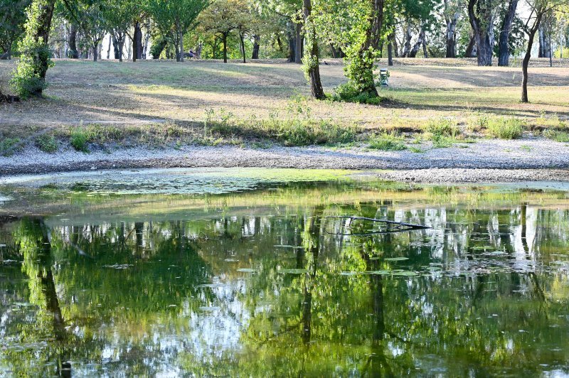 Isušeno jezero Bundek