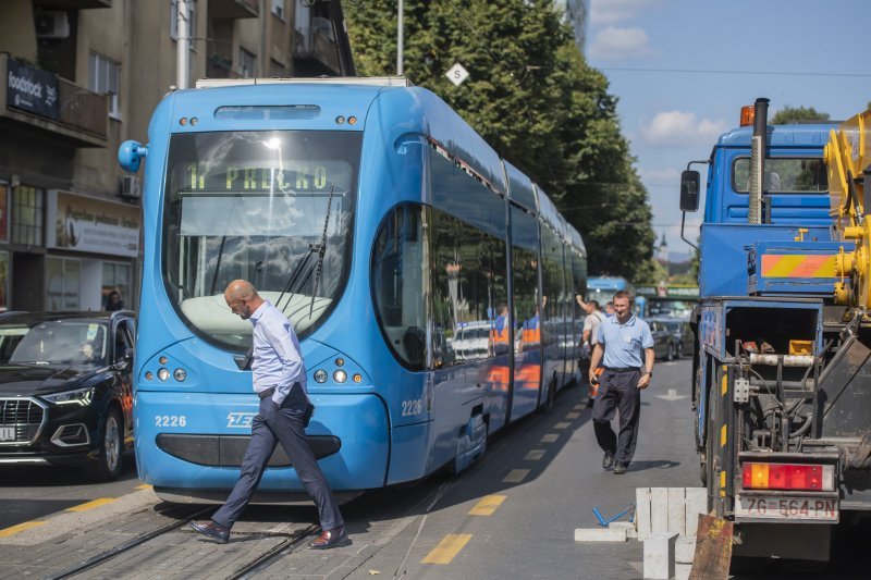 tramvaj_savska3-300822